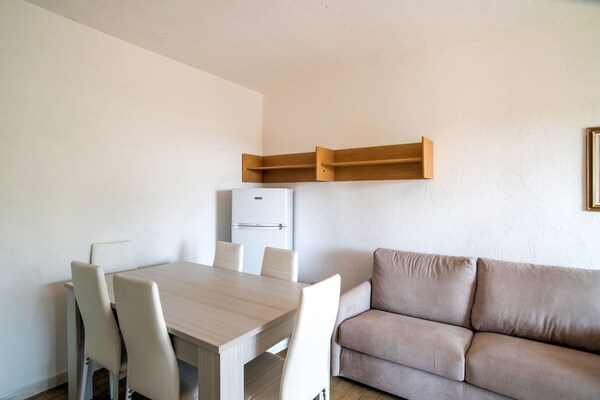 Foto van Appartement in Sardinië bij prachtige stranden - Vakantiehuis in Marinella - LivingRoom