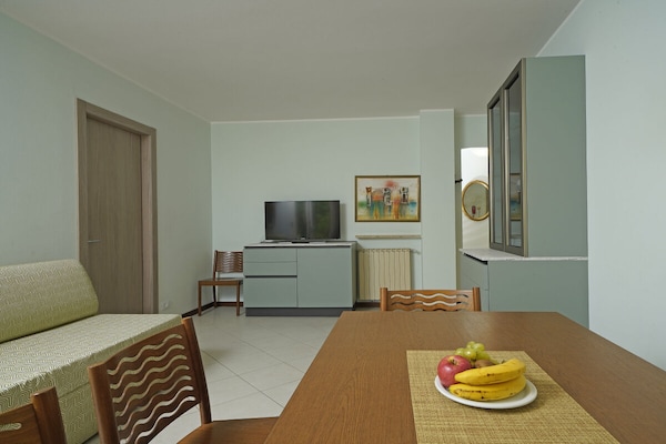 Foto van Driekamerappartement in Arca met uitzicht op het meer - Untagged
