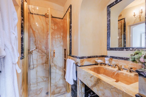 Foto van Villa in Cetona vlakbij Rome - Vakantiehuis in Cetona - BathRoom