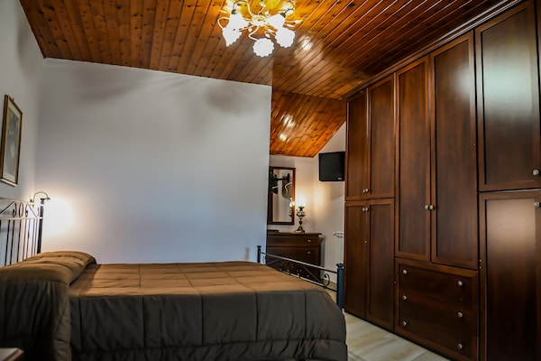 Foto van Familie Siciliaans Erfgoedhuis - Vakantiehuis in TRECASTAGNI - BedRoom