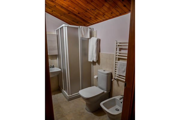 Foto van Familie Siciliaans Erfgoedhuis - Vakantiehuis in TRECASTAGNI - BathRoom