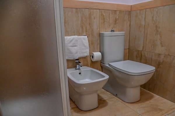 Foto van Familie Siciliaans Erfgoedhuis - Vakantiehuis in TRECASTAGNI - BathRoom