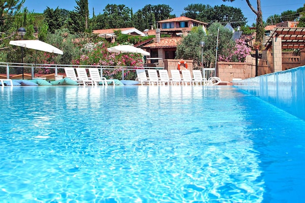Foto van Residentie bij Guardistallo met Olijfgaarden - Vakantiehuis in Guardistallo - PoolOfHouse