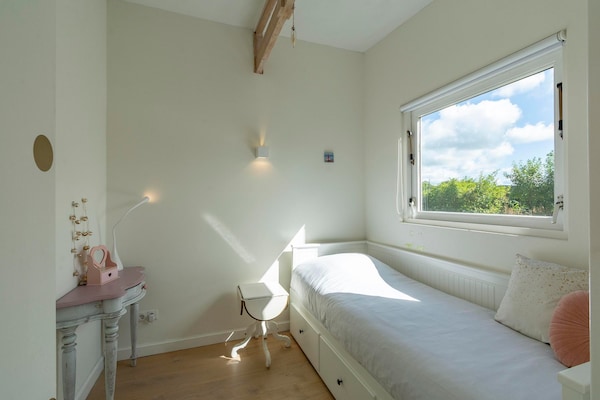 Foto van Eureka 109 Bungalow voor 6 personen met tuin - Vakantiehuis in Sint Maartensvlotbrug - BedRoom