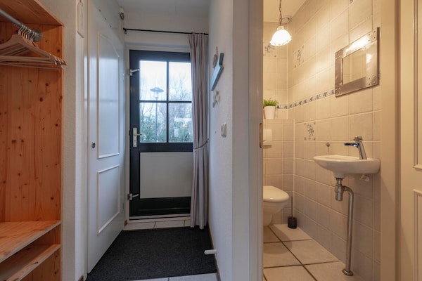 Foto van De Buitenplaats 62 in Callantsoog voor 6 personen - Vakantiehuis in Callantsoog - BathRoom