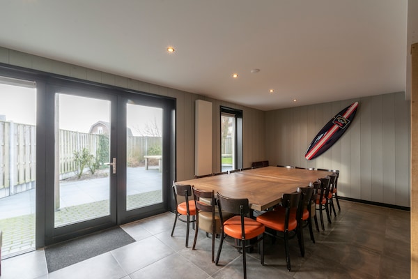 Foto van Groepsreisje Callantsoog | Strand - Vakantiehuis in Callantsoog - DiningRoom
