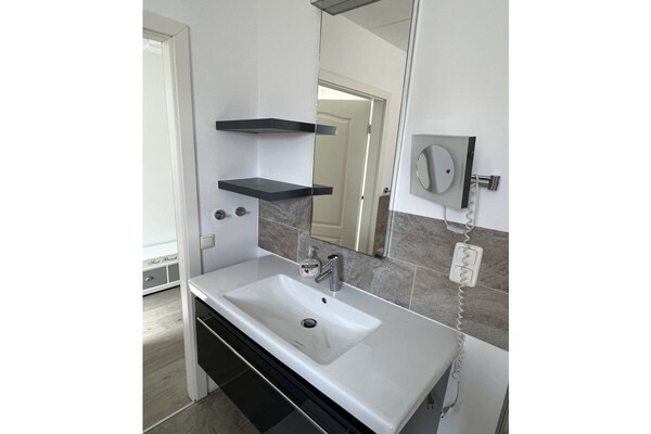 Foto van Strandvilla Juliana - Vakantiehuis in Julianadorp Niederlande - BathRoom