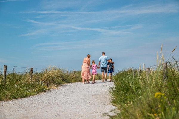 Foto van Familielodge Parc du Soleil met veranda - Vakantiehuis in Noordwijk - AreaSummer5KM