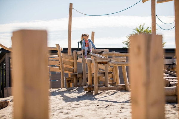 Foto van Familielodge Parc du Soleil met veranda - Vakantiehuis in Noordwijk - AreaSummer5KM