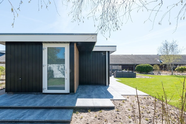 Foto van Duinvilla's Schouwenduin - Duinvilla 6P - Vakantiehuis in Burgh-Haamstede - Untagged