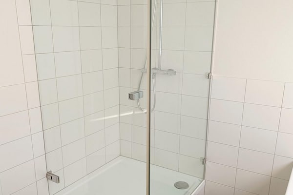 Foto van Huisdiervriendelijk verblijf met tuin - Vakantiehuis in Breskens - BathRoom