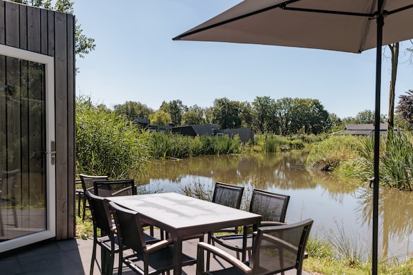 Foto van Waterlodge in Schaijk aan het Water - Vakantiehuis in Schaijk - TerraceBalcony