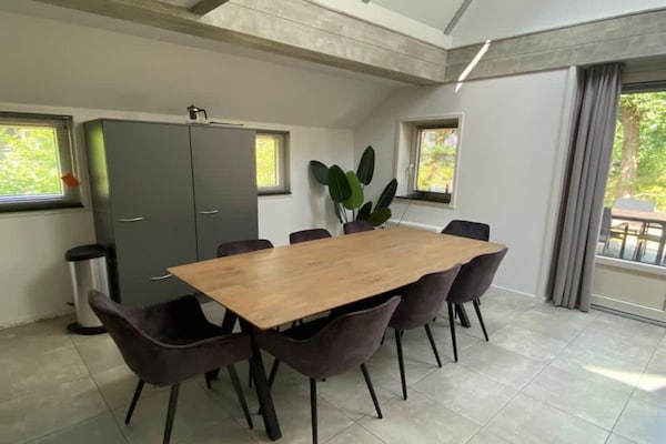 Foto van Comfortabele en toegankelijke villa voor 8p - Vakantiehuis in Otterlo - DiningRoom