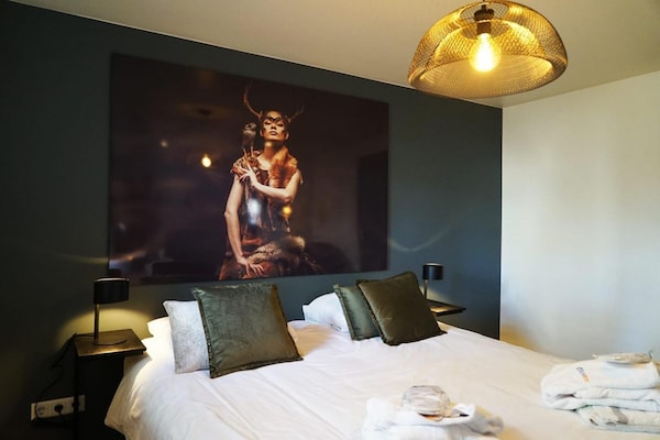 Foto van Comfortabele Veluwe Holiday Base voor 10 personen - Vakantiehuis in Otterlo - BedRoom