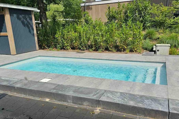 Foto van Wellnesshuis met hottub - Vakantiehuis in Hoenderloo - PoolOfHouse