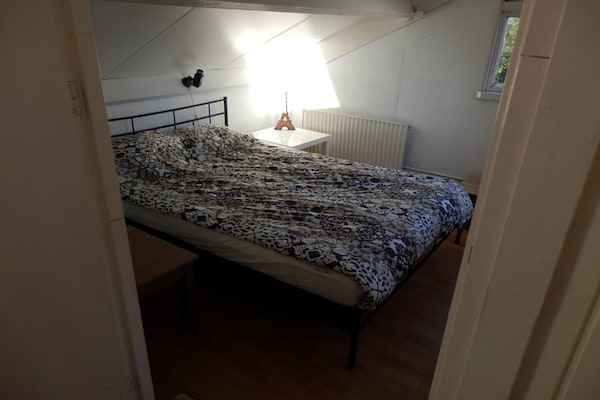 Foto van Familievilla met jacuzzi en grote tuin - Vakantiehuis in Balkbrug - BedRoom