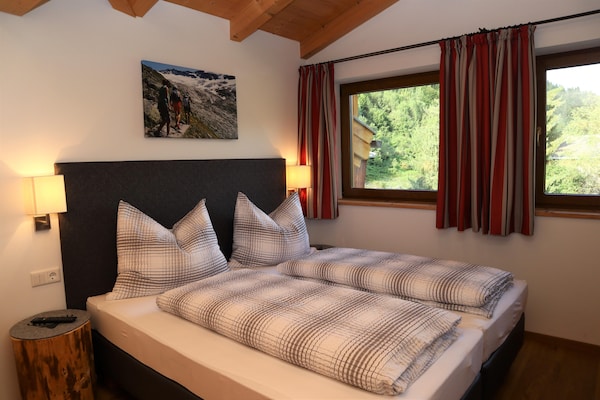 Foto van Chalet in Neukirchen bij Wildkogel Arena - Vakantiehuis in Neukirchen - BathRoom