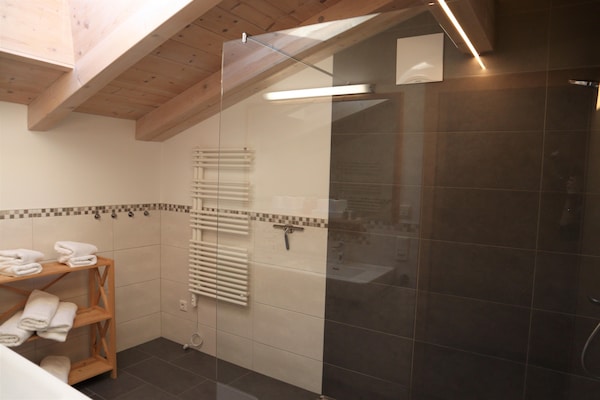 Foto van Chalet in Neukirchen bij Wildkogel Arena - Vakantiehuis in Neukirchen - BedRoom