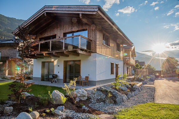 Foto van Chalet in Pinzgau bij Skipistes & Sauna - Vakantiehuis in Wald im Pinzgau - ExteriorSummer