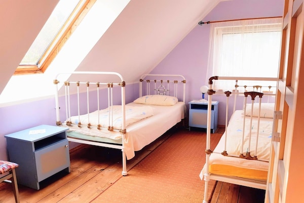 Foto van Comfortabele vakantievilla met een eigen tuin - Vakantiehuis in Pluski - BedRoom