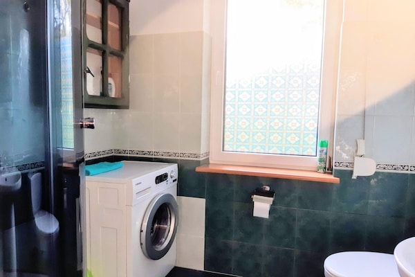 Foto van Comfortabele vakantievilla met een eigen tuin - Vakantiehuis in Pluski - BathRoom