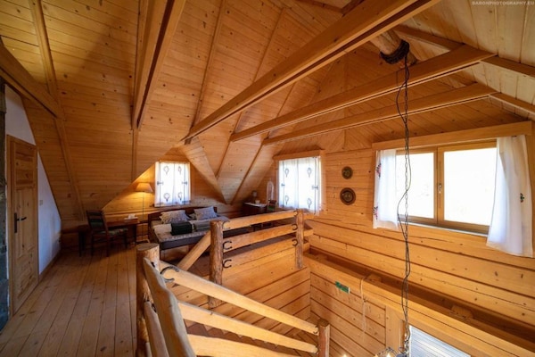 Foto van Comfortabele vakantievilla in de bergen, sauna - Vakantiehuis in Piwniczna Zdroj - Landing