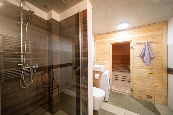 Foto van Comfortabele vakantievilla in de bergen, sauna - Vakantiehuis in Piwniczna Zdroj - BathRoom