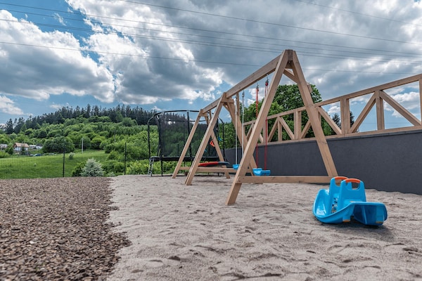 Foto van Huisje in Duszniki Zdrój met Ski en SPA - Vakantiehuis in Duszniki Zdrój - ParkFacilities
