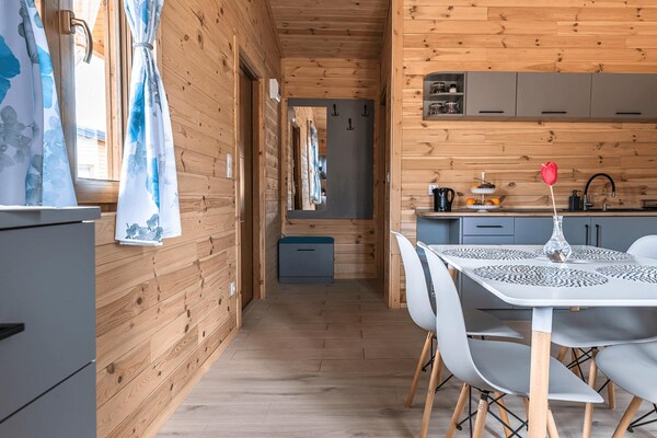 Foto van Huisje in Duszniki Zdrój met Ski en SPA - Vakantiehuis in Duszniki Zdrój - DiningRoom