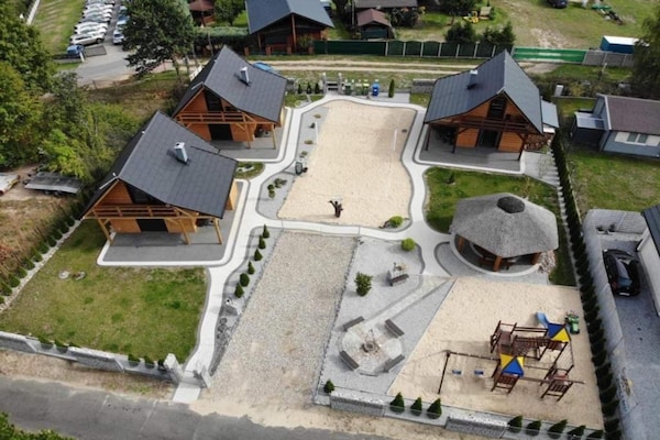 Foto van Comfortabele vakantiehuizen met open haard - Vakantiehuis in Lubrza - AreaSummer1KM