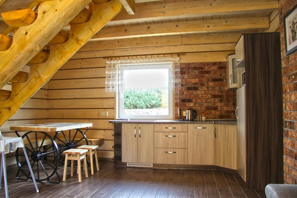 Foto van Comfortabele vakantiehuizen met open haard - Vakantiehuis in Lubrza - Kitchen