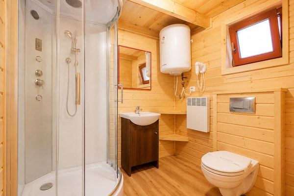 Foto van Comfortabele huizen met een spa-zone - Vakantiehuis in Wrzosowo - BathRoom