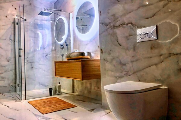 Foto van Huis met privézwembad en sauna in Swinoujscie - Vakantiehuis in Swinoujscie - BathRoom