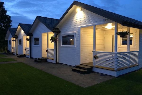 Foto van Comfortabele vakantiehuizen met airconditioning. - Vakantiehuis in Dabki - Outdoor