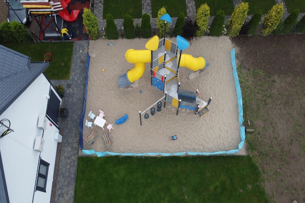 Foto van Vakantiehuizen vlakbij het strand, sauna, jacuzzi - Vakantiehuis in Sianozety - GardenSummer