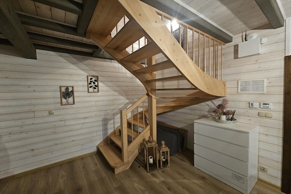 Foto van Comfortabel vakantiehuis met terras en tuin. - Vakantiehuis in Wdzydze Tucholskie - Stairs