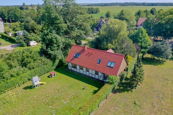 Foto van Comfortabele vakantievilla met terras en tuin. - Vakantiehuis in Karwienskie Bloto Drugie - AreaSummer1KM