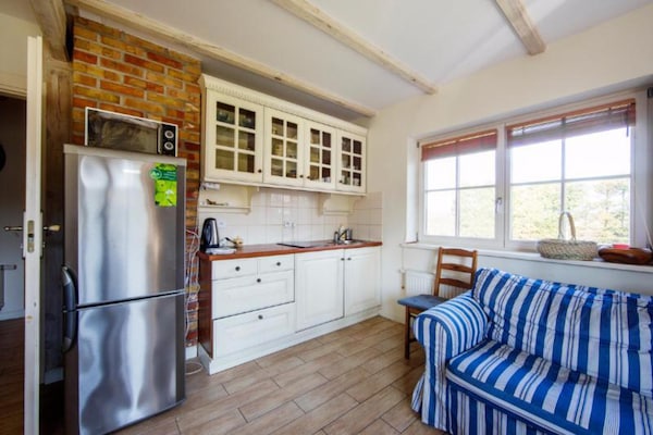 Foto van Comfortabele vakantievilla met terras en tuin. - Vakantiehuis in Karwienskie Bloto Drugie - Kitchen