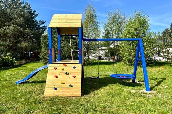 Foto van Comfortabel vakantiehuis met zwembad, sauna - Vakantiehuis in Odargowo - GardenSummer