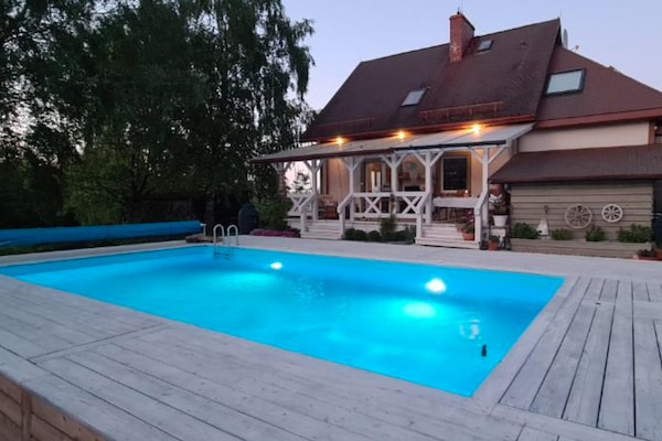 Foto van Vakantievilla voor 10 personen met privézwembad - Vakantiehuis in Kielno - ExteriorSummer