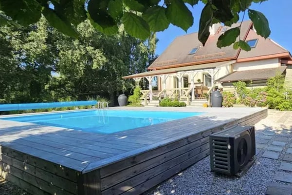 Foto van Vakantievilla voor 10 personen met privézwembad - Vakantiehuis in Kielno - ExteriorSummer