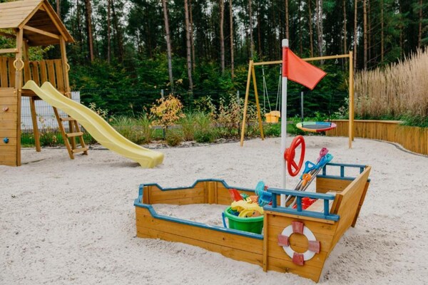 Foto van Comfortabel vakantiehuis met sauna en jacuzzi. - Vakantiehuis in Kopalino - ParkFacilities