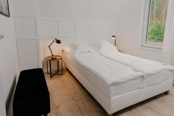 Foto van Comfortabel vakantiehuis met sauna en jacuzzi. - Vakantiehuis in Kopalino - BedRoom