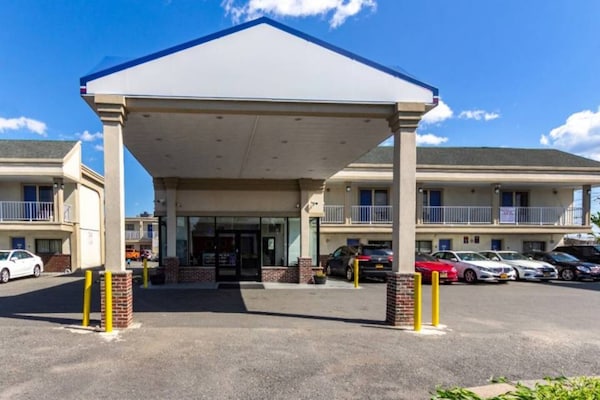 Foto van 4 tweepersoonsbedden | Niet-roken, koelkast - Vakantiehuis in ELIZABETH - Facilities